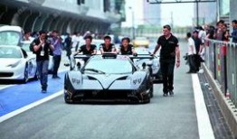 红谷滩飙车学生爆料视频,学生爆料视频揭露惊险一幕